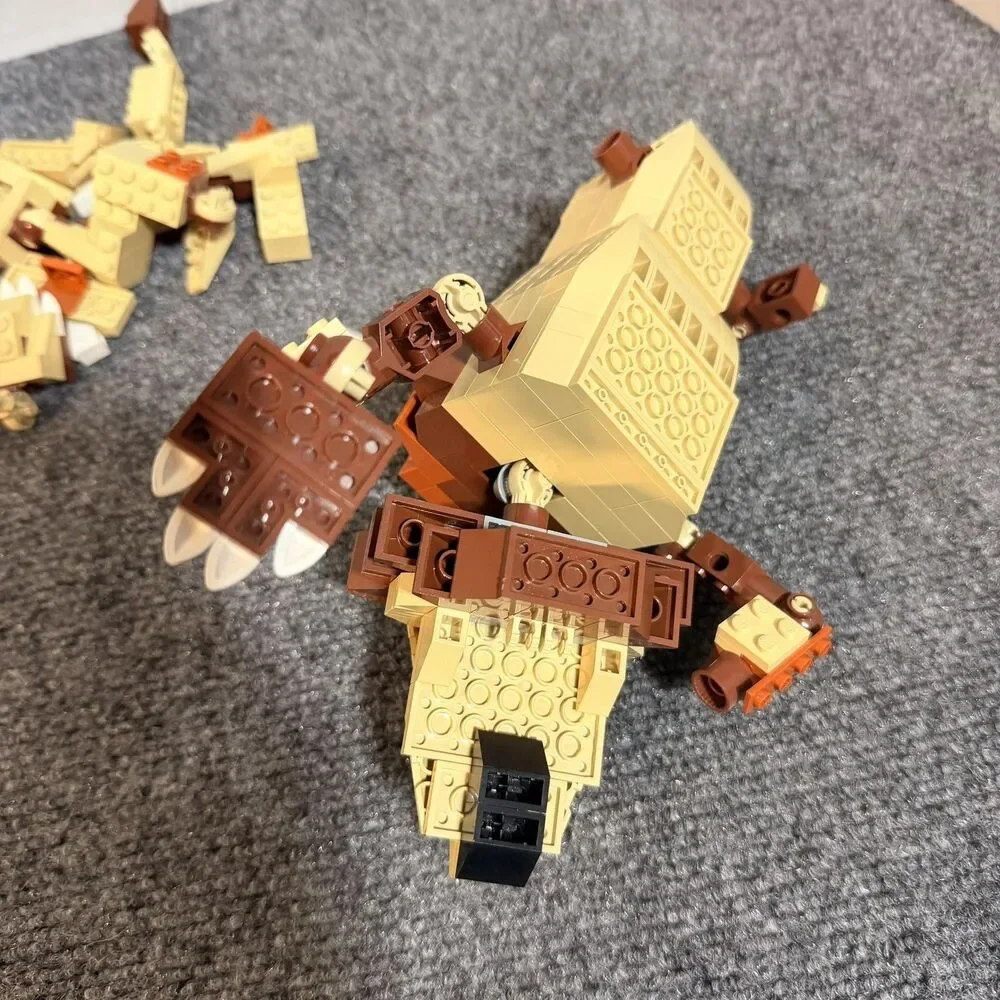 LEGO Designer Wild Junters 4884 Incomplete Set Parts